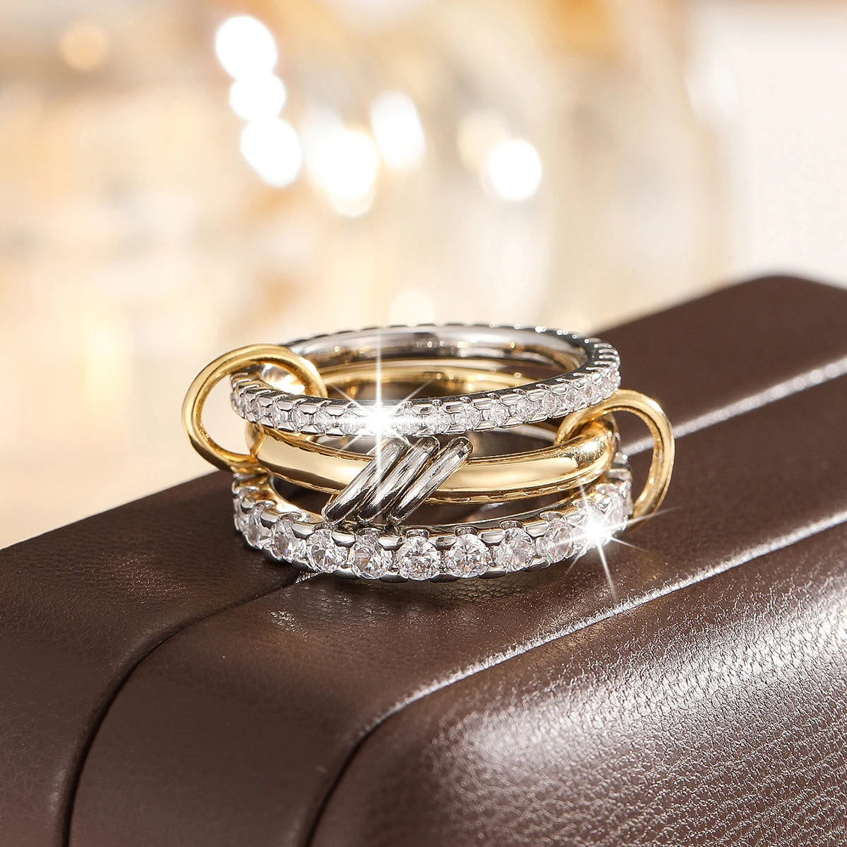 A Niche Two-Color Four-Ring Copper Jewelry Ring, Hypoallergenic, Ins Style, Stacking Artifact, Suitable for Young Women